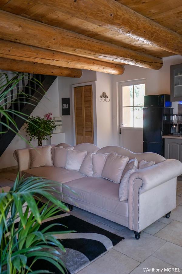 Desir'Oom Bed & Breakfast Cabannes ภายนอก รูปภาพ